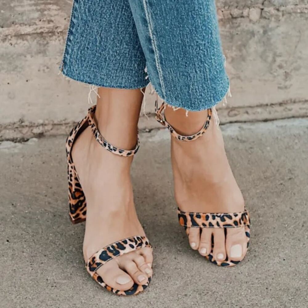 Lulus Taylor Leopard Ankle Strap Heels Size 7 NEW